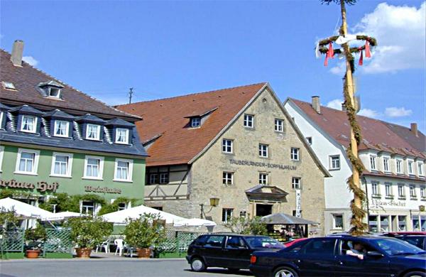  Rund um den Marktplatz